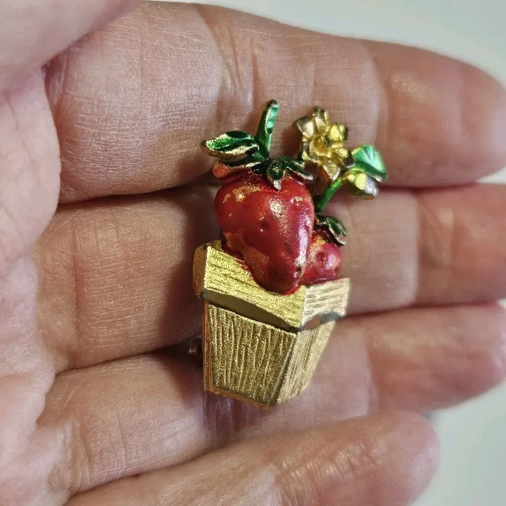 Unbranded vintage gold